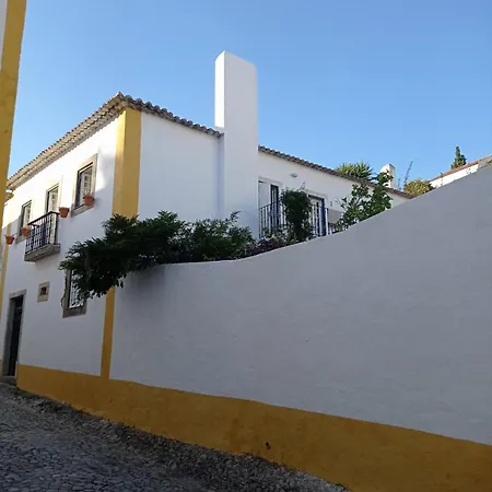Casa Glicinias Óbidos