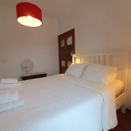 Casa Glicínias * Óbidos