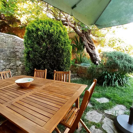 Casa Glicinias Dom wakacyjny *