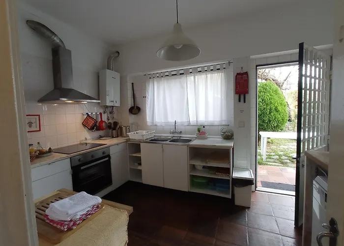 Feriehus Casa Glicinias Óbidos