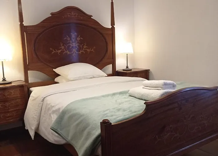 Casa Glicinias * Óbidos